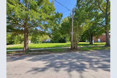 719 New Street, New Bern, NC 28560 - Photo 1