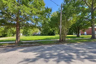 719 New St, New Bern, NC 28560 - Photo 1