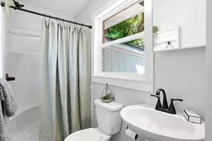 1307 S 7th St, Wilmington, NC 28401 - Photo 16