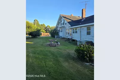 201 N Southerland Street, Mount Olive, NC 28365 - Photo 20