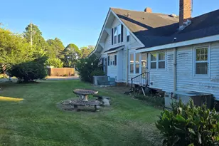 201 N Southerland St, Mount Olive, NC 28365 - Photo 20
