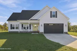 105 Durant St, Hertford, NC 27944 - Photo 1