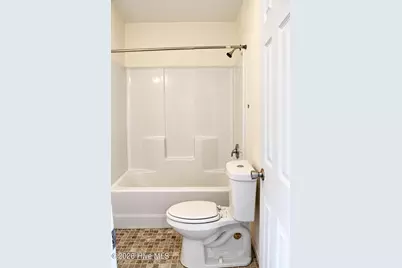 609 N 8th Street #B, Wilmington, NC 28401 - Photo 8