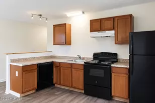 609 N 8th St, Wilmington, NC 28401 - Photo 2