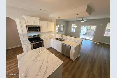 1106 Carteret Manor Drive, Jacksonville, NC 28546 - Photo 12