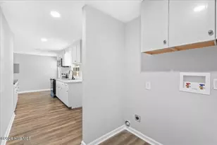 405 N College St, Wallace, NC 28466 - Photo 10