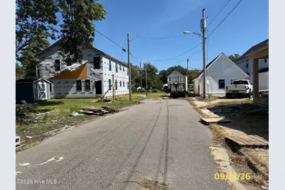 105 Bell Street, Elizabeth City, NC 27909 - Photo 8