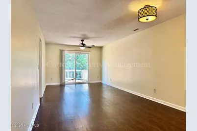 107 Lullwater Drive #201, Wilmington, NC 28403 - Photo 4