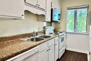 107 Lullwater Dr, Wilmington, NC 28403 - Photo 8