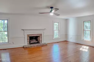 101 Forest Dr, Clinton, NC 28328 - Photo 10