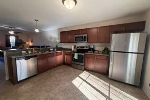 116 W Murrow Ln, Jacksonville, NC 28546 - Photo 4