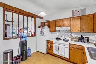 233 Easy St, Jacksonville, NC 28546 - Photo 12