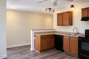 609 N 8th St, Wilmington, NC 28401 - Photo 2