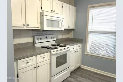 1248 Shipyard Boulevard, Wilmington, NC 28412 - Photo 6