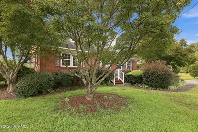 209 Deborah Place, Jacksonville, NC 28540 - Photo 2