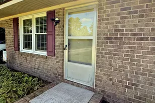 1718 Freedom Dr, Kinston, NC 28501 - Photo 4