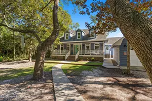 104 Hickory St, Sunset Beach, NC 28468 - Photo 4