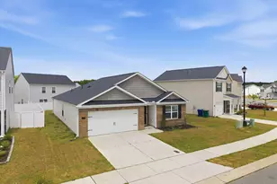 1132 Fowler Dr, Greenville, NC 27834 - Photo 2