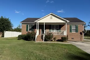 1213 Brentwood Dr, Kinston, NC 28501 - Photo 1
