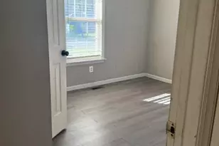 1213 Brentwood Dr, Kinston, NC 28501 - Photo 8