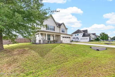 221 River Winding Road, Jacksonville, NC 28540 - Photo 2