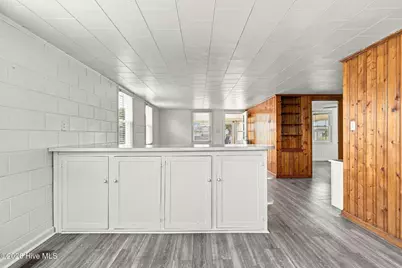 202 S Fourth Avenue, Kure Beach, NC 28449 - Photo 14