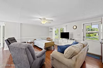 2912 Newport Circle, Newport, NC 28570 - Photo 8