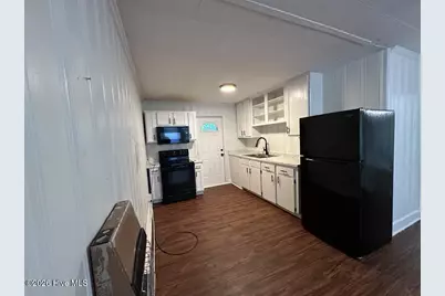 133 Preston Road #B, Jacksonville, NC 28540 - Photo 4