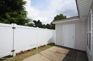 2608 Saddleback Dr, Winterville, NC 28590 - Photo 18