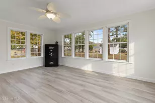 2464 English Squire Dr, Kinston, NC 28504 - Photo 10