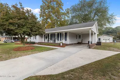 2464 English Squire Drive, Kinston, NC 28504 - Photo 2