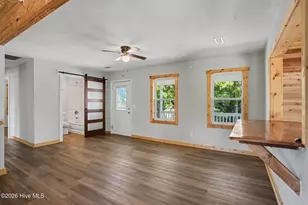 124 N Middleton Ave, Oak Island, NC 28465 - Photo 6