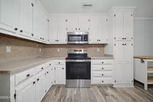 106 Elizabeth Cir, Moyock, NC 27958 - Photo 12