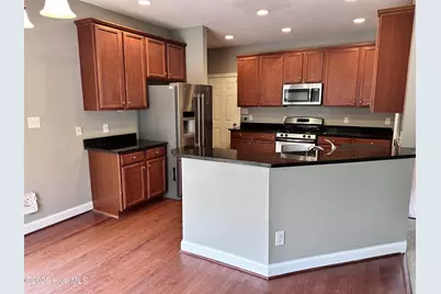 114 Hills Lorough Loop, Jacksonville, NC 28546 - Photo 6