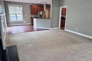114 Hills Lorough Loop, Jacksonville, NC 28546 - Photo 4
