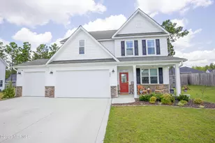 402 Summer Wind Wy, Aberdeen, NC 28315 - Photo 1