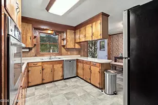 106 Weaver Dr, Williamston, NC 27892 - Photo 16