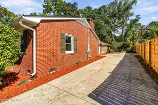 802 Roberdel Rd, Rockingham, NC 28379 - Photo 4