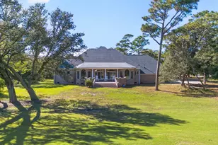 699 Country Club Dr, Oak Island, NC 28465 - Photo 10