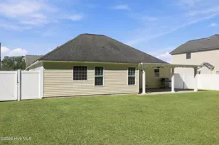 2831 Oakwood Dr, Winterville, NC 28590 - Photo 6