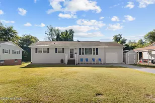318 White Oak St, Jacksonville, NC 28540 - Photo 2