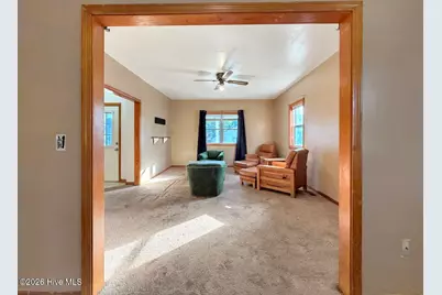 1014 W Colonial Avenue, Elizabeth City, NC 27909 - Photo 16