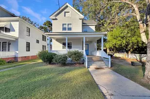 1014 W Colonial Ave, Elizabeth City, NC 27909 - Photo 1
