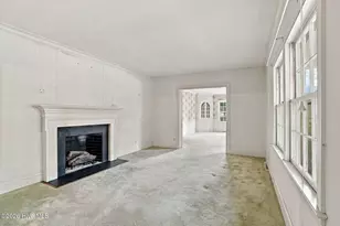 209 Brentwood Dr N, Wilson, NC 27893 - Photo 10
