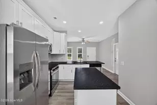 1022 Lake Norman Ln, Leland, NC 28451 - Photo 10