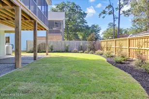 127 NW 25th St, Oak Island, NC 28465 - Photo 96
