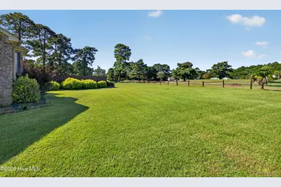 106 Bogey Court, Hampstead, NC 28443 - Photo 6
