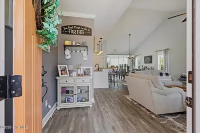 8175 Garden Pointe Drive NE, Leland, NC 28451 - Photo 6
