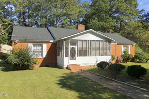 308 W Franklin St, Enfield, NC 27823 - Photo 2