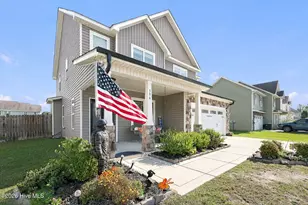 306 Catamaran Rd, Swansboro, NC 28584 - Photo 2